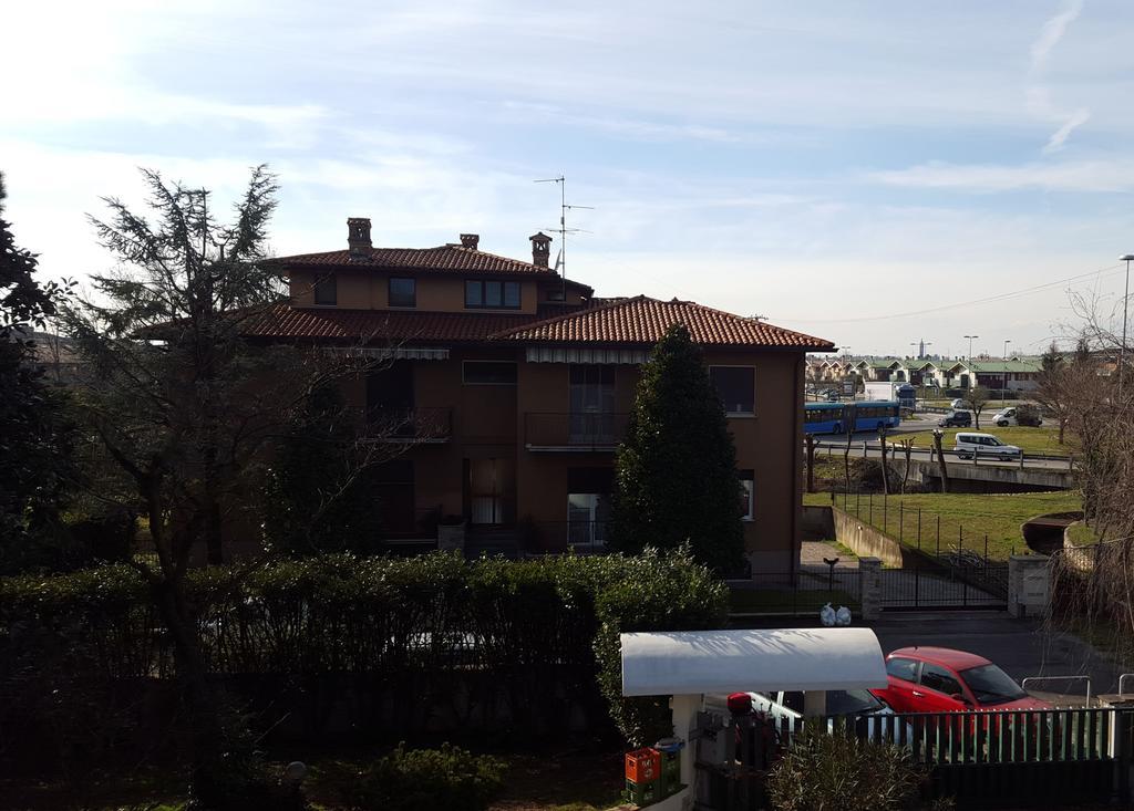 Guesthouse La Villa Zanica Exterior photo